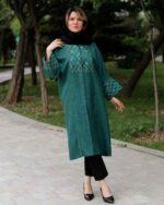 مانتو زنانه بلند دکمه دار قواره بزرگ سبز